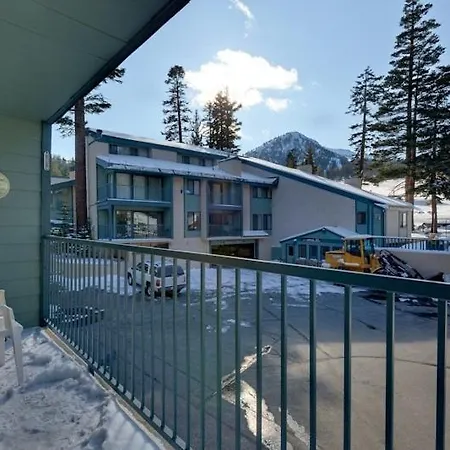 St Anton Street View Ski-In&Out 1-Bedroom Condo